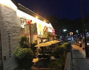 湖北美术馆漂流之旅，美食街与门票价格全攻略