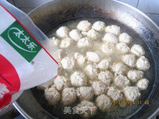 湖北美食鱼丸子制作指南，鱼丸子的做法与秘诀