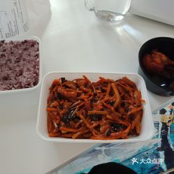 湖北美食快递小哥揭秘，勇哥视频背后的故事