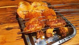 湖北美食服装嘉年华，展示湖北特色服装的魅力