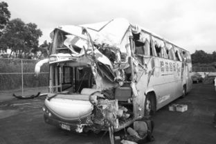 湖北旅游局车祸事件引发关注，湖北省旅游投诉热线全天候待命应对投诉