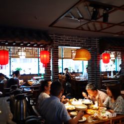 江汉路湖北美食餐厅，品味湖北清淡美食的首选之地