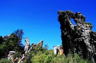 湖北最高峰旅游景点及山水风光探秘