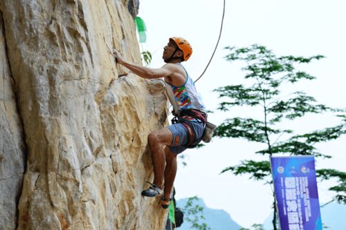 湖北旅游攀岩与比赛视频精彩呈现