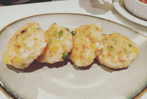 湖北美食煎虾饼制作指南，从零开始学习制作美味煎虾饼！