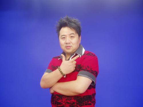 湖北经视主持人谈笑旅游及婚姻状况揭秘