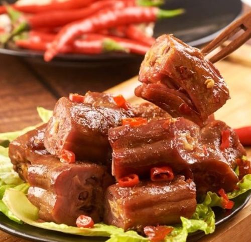 湖北鸭脖探秘,美食特产的安全与口感之谜 湖北鸭脖探秘,美食特产的安全与口感之谜