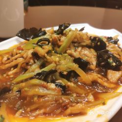 湖北美食鱼香肉丝制作教程，正宗鱼香肉丝做法视频