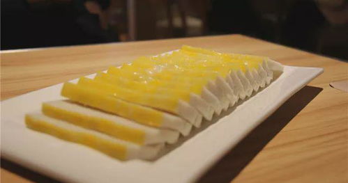 湖北鱼糕制作与品尝指南，美食鱼糕的做法及吃法全解析