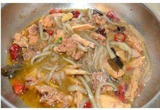 湖北鸡炖粉条美味食谱,炖鸡粉条的制作技巧 湖北鸡炖粉条美味食谱,炖鸡粉条的制作技巧