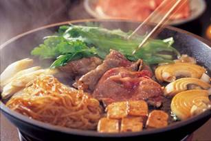 湖北美食抖音团购火锅探秘，真实优惠或虚假宣传？