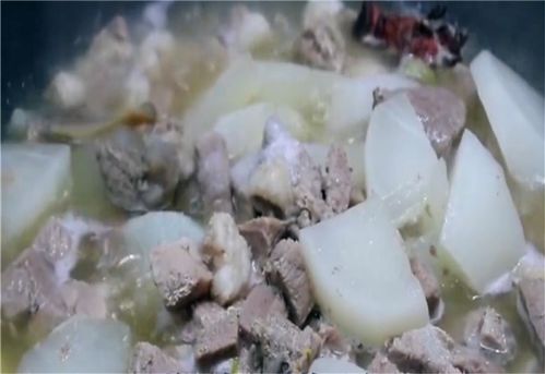 湖北羊肉萝卜糊制作教程，羊肉糊卜美味秘诀