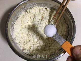 湖北美食炸油饼攻略，武汉炸油饼做法揭秘与窍门分享