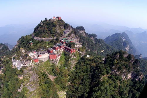 武当山旅游指南，湖北天门武当山与回天门景点探秘