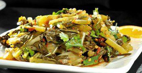 湖北特色腌菜——盐菜的美食探秘