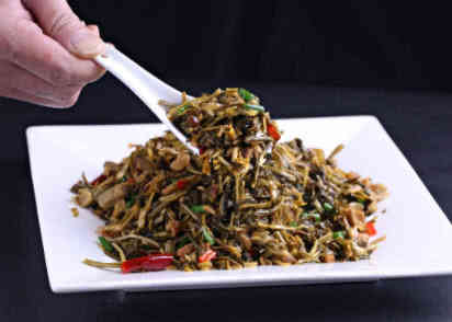 湖北特色腌菜——盐菜的美食探秘