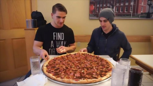 外国小哥湖北美食街挑战之旅，精彩瞬间回顾