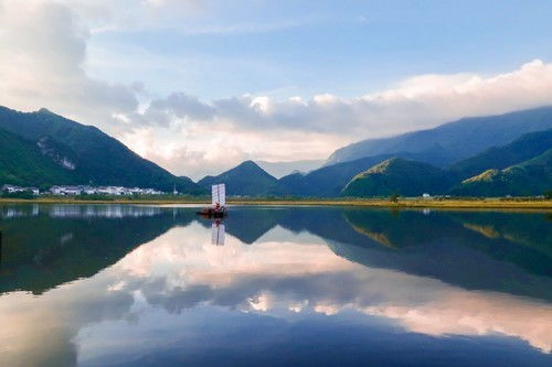 湖北旅游探秘，必游景点与精彩体验