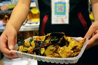 薇娅品尝湖北美食并亲自下厨，美食之旅的味蕾盛宴