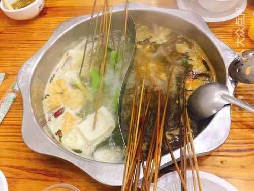 穿越湖北美食之旅，女主的插画美食之旅