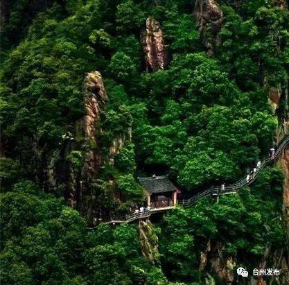 湖北恩施旅游阿琼，探访恩施之旅的必备指南及阿琼简介