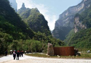 湖北附近旅游景区推荐，热门景点排名与游玩指南