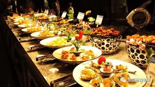 湖北美食自助餐盛宴，探寻附近湖北餐馆的魅力