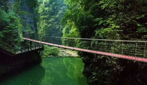 湖北最佳旅游季节与十大必去景区最佳游览时间推荐