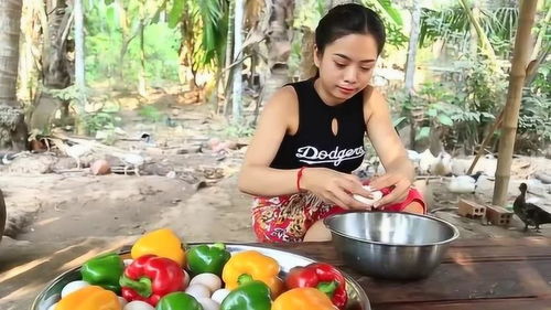 湖北美女野外烹饪美食，揭秘户外美食主播的名单