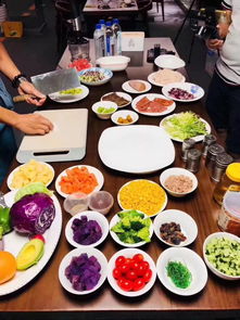 湖北美食大师与餐饮大师厨艺展示，展现湖北美食魅力