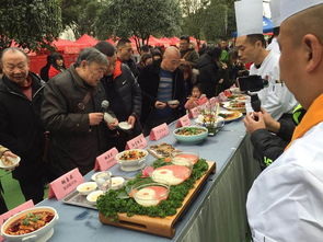 湖北美食大师与餐饮大师厨艺展示，展现湖北美食魅力