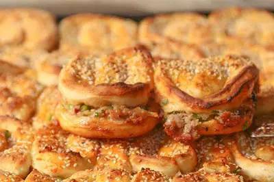 湖北美食探秘，荆州锅盔高清图片展示