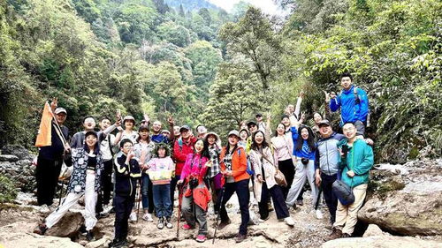 湖北恩施溶洞探险攻略，探秘恩施市神秘溶洞之旅