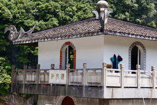 湖北鄂西生态旅游度假村，探索鄂人谷的自然魅力