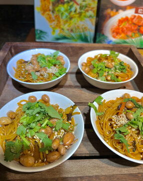 湖北美食博主学做菜的是谁,湖北小吃视频