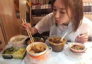 湖北美食快递小哥探秘，他是谁？