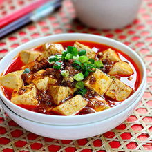 湖北美食大揭秘,家常菜品做法与风味解析 湖北美食大揭秘,家常菜品做法与风味解析