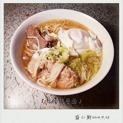 湖北美食排骨面，图片大全与美食探索