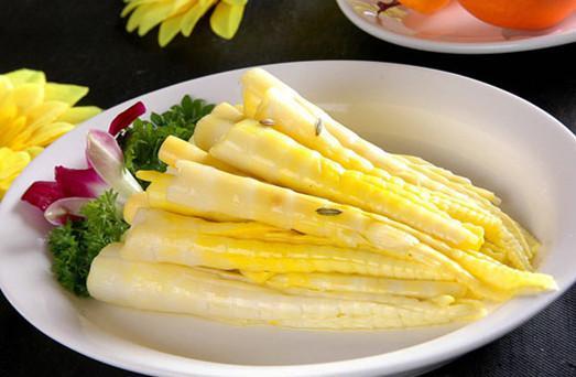 湖北鸡脖竹笋美食,秘制鸡脖做法大解密