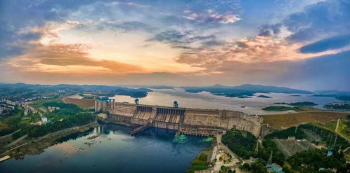 湖北小哥的旅游之旅，探索未知的风景与故事