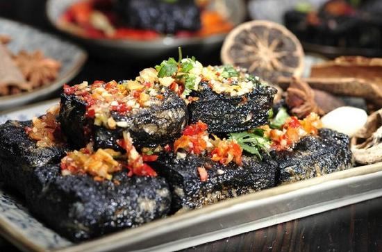 外国人吃湖北美食视频大全,外国人吃湖北美食视频大全图片