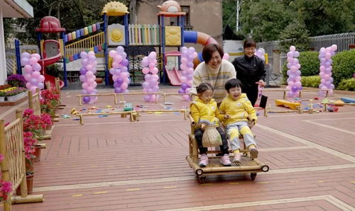 湖北西北旅游视频,幼儿园放鞭炮