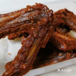 湖北美食周黑鸭直播卖的是什么,湖北特产周黑鸭价格表