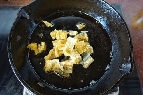 湖北美食锅盖,锅盖的做法