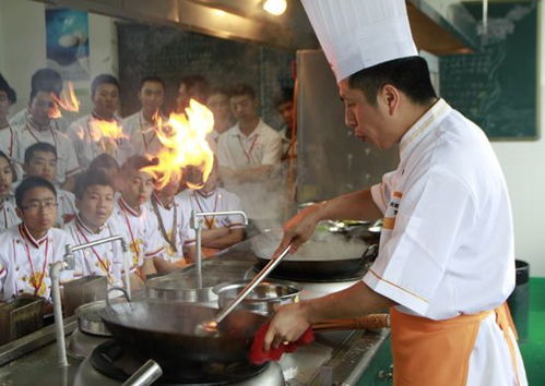 湖北美食厨师,湖北最好的厨师学校在哪里?
