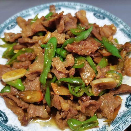 湖北美食小炒肉的做法,湖南农家小炒肉的做法视频