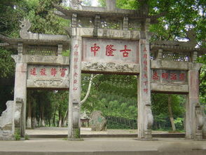 长沙到湖北旅游,长沙到湖北哪里最近