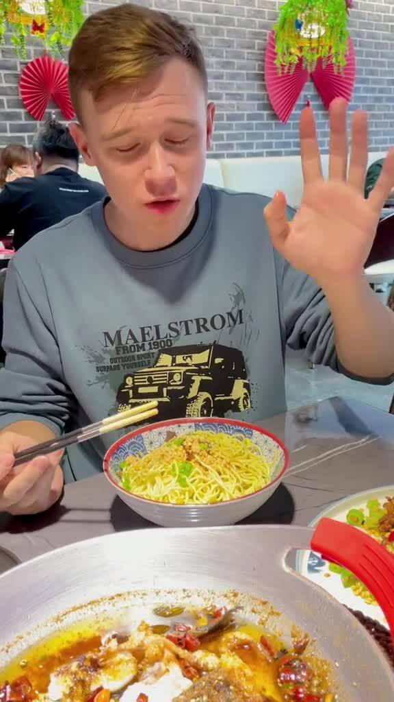 外国人吃湖北美食了吗,外国人吃湖北美食了吗视频 外国人吃湖北美食了吗,外国人吃湖北美食了吗视频