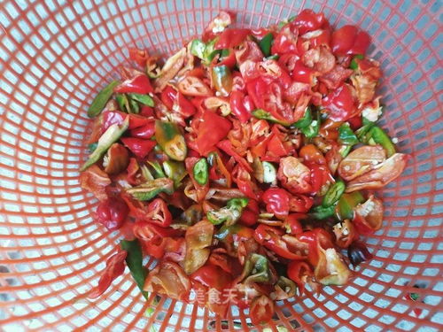 湖北美食腌辣椒怎么做的,湖北的腌辣椒怎么做的