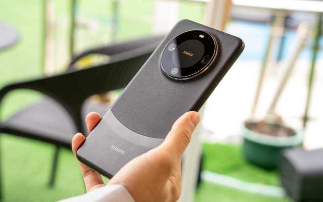 华为手势操作隔空刷抖音mate60,华为mate20隔空刷抖音